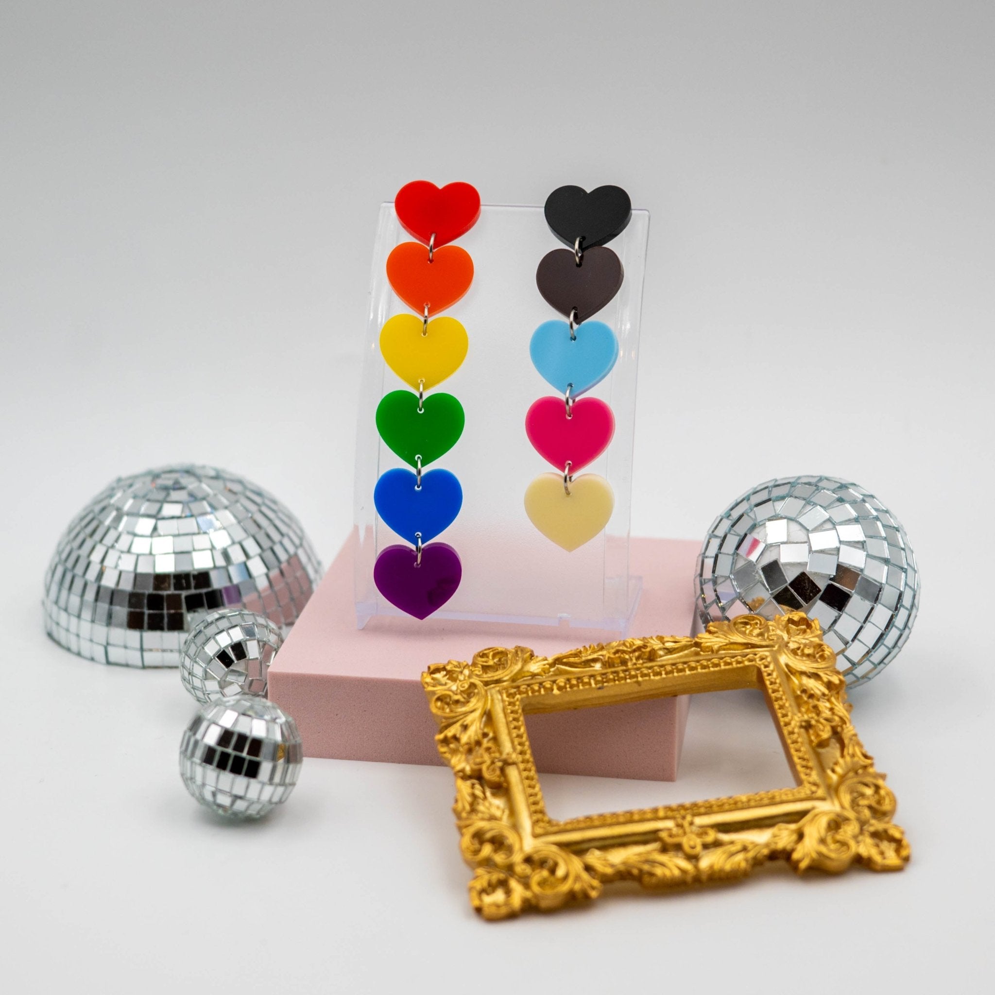 Plain Heart Chain Queerings - Progress Flag - Large - Harlem Starlet